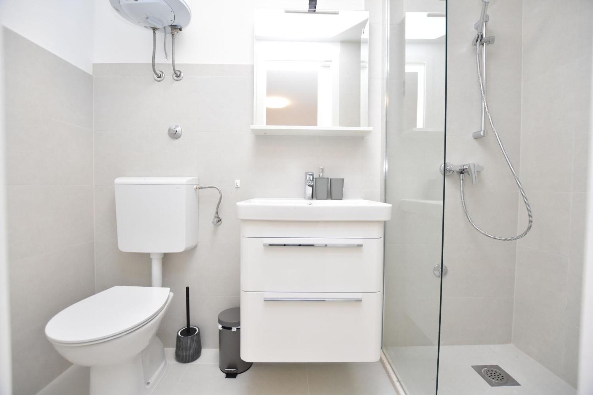Apartments Leonardo Primosten Luaran gambar